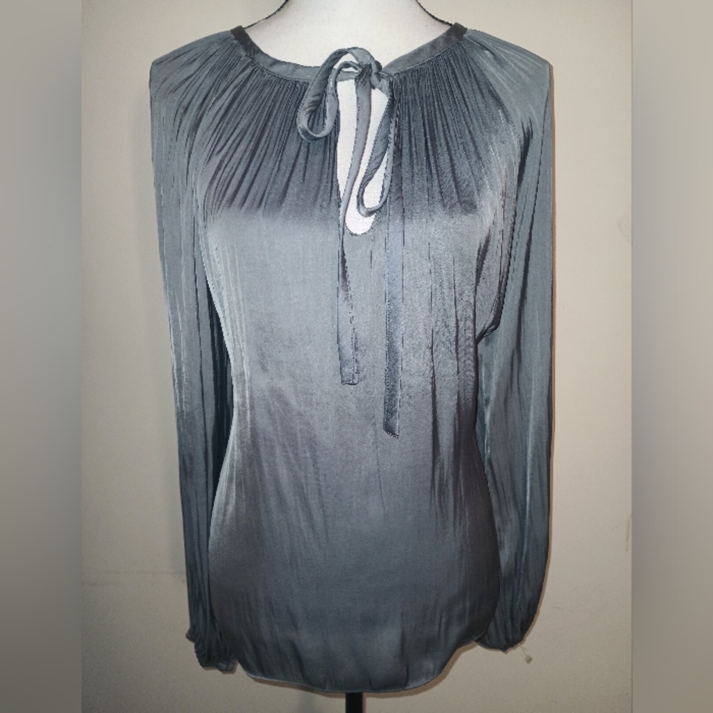 By Together Elegant Gray Women's Top SZL/XL